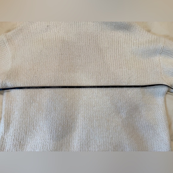 Cozy American Eagle Turtleneck Sweater - Picture 4 of 7